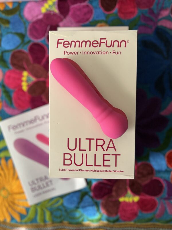 FemmeFunn Ultra Bullet vibrator out of box